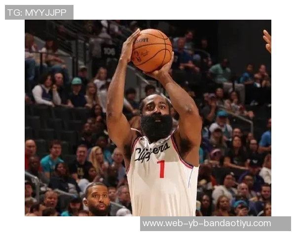 哈登36岁仍为快船拼搏艰难前行是否注定一生如牛马般辛苦