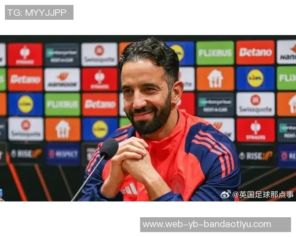 阿莫林积极引入青训新星18岁莱西在一线队训练中表现抢眼