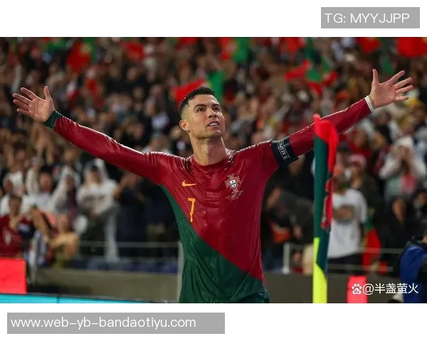 C罗本赛季表现出色代表俱乐部和国家队出战17场贡献16球2助攻