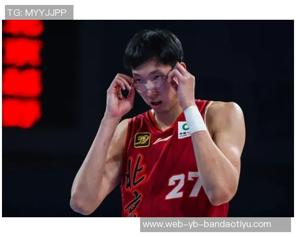 CBA全明星投票第二周徐杰领跑胡明轩超越庞峥麟周琦被反超局势紧张 CBA全明星投票第二周徐杰领跑胡明轩超越庞峥麟周琦被反超局势紧张